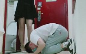 【梵高S】灰丝高跟羞辱脚奴【双视角修复版】