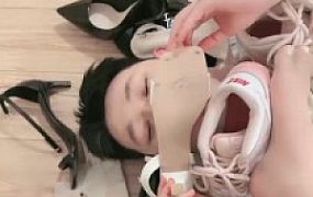 【强抚】臭原味鞋子羞辱/脏鞋底
