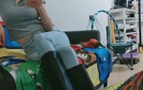 【暴力美学】长靴脏臭白袜羞辱狗