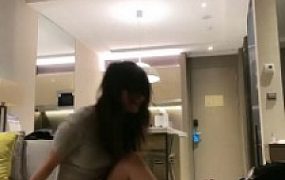 【悠悠大魔王】网红模特囚禁继父【完整版】