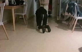 【小软】素人妹妹粉色棉袜辱狗