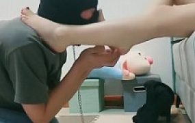 【九歌】长靴肉丝踩虐狗