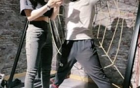 【冷凝大大】黑丝全体重踩踏