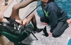 【清墨】和闺蜜一起玩弄狗