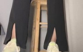 【万一】丝袜脚踩狗