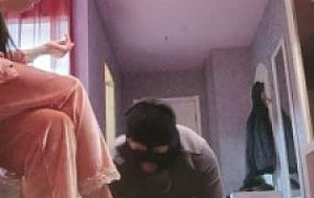 【嗯哼S】睡衣S圣水灌狗奴