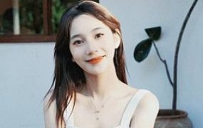 【蛋碎娇娃】『超S·联盟』美少女疯狂踩踏 YC-220908-6