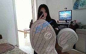 夏季黑丝脚下的空气