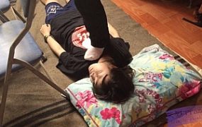 售房打工妹原味棉袜高跟重踩