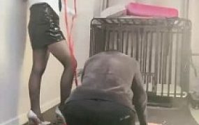 套路直播视频【夕微】刑房开发外卖小哥虐打【完整版】