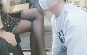 套路直播视频【南茜】开发班里男同学做狗