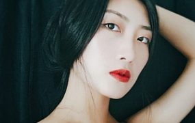 舞团少女的特殊玩具