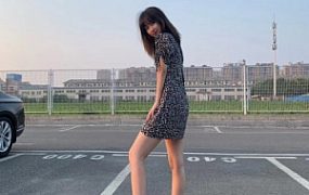 女子更衣室教训色狼