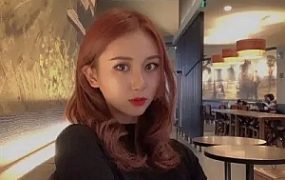 雯婷女神高筒靴调教