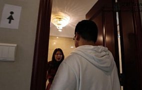 〖H.P.L栖心之栈〗—男子误入女厕被羞辱