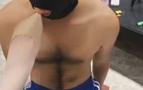 ViVi,调教小处男