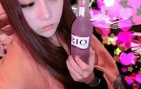 【冰时代精品】松岛女神强制耳光踩喉 黑冰跳踩脸虐奴