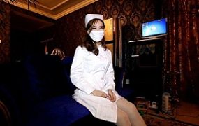 【芮琪女王】蒙面护士 秀白丝脚底语言诱惑 无剪辑版