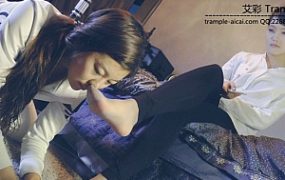 【PSLZ】馨雨玩弄母狗艳艳