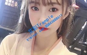 【甜美媛主】黑丝插气管全体重踩头！