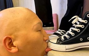 【W.K.T】—踢废贱根后的疗养 YC-221105-4