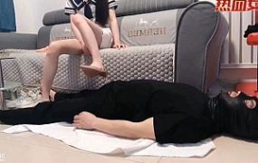 【初柒S】绝美学生S jk高跟美腿各种踢顶 踹碎踹烂m下面 超暴力踢裆碎蛋 YC-220507-3