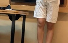 高空跳踩骨裂-120斤跆拳道女孩高空跳踩，被跆拳道学生妹踩断肋骨 YC-220501-8