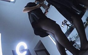 婧児带着地板脸的班主任 一起黑丝高跟教育这个坏东西！ YC-210910-10