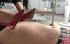 【蓝色】172高小姐姐，对M实行耐疼痛训练 虐乳钻还是虐乳 YC-210730