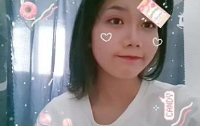 【00后蕬小乃】现实记录，黑丝恋足，裸足深喉踩踏