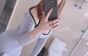 【足之痕】鞋跟都踩断了！女神两双黑丝高跟重度虐踩！