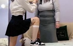 套路直播视频【梦涵大大】无底线羞辱母畜生【完整版】