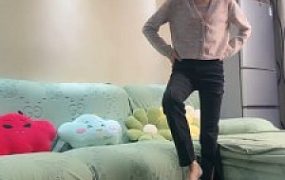 套路直播视频【素人星探】素人S骑马/丝袜塞嘴套头