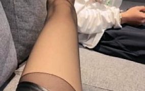 套路直播视频【泡芙大大】开发大一学生兄弟狗舔脚