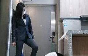 套路直播视频【梵高】银行女职员高跟原味丝袜调【双视角版】