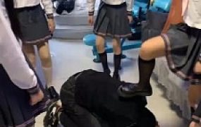 套路直播视频【精神小妹】精彩-素人学生主群调群虐