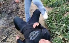 套路直播视频【七颜SS】户外暴揍青龙