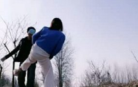 套路直播视频【橙子S】双女主户外飞踹专场