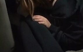 套路直播视频【桃子S】羞涩素人母狗-车跑狗闻舔原味鞋袜脚（双视角）