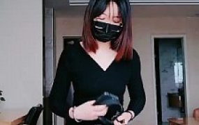 套路直播视频【小鱼姐姐】女军统骑马遛狗专场