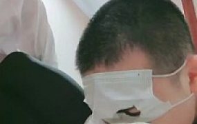 套路直播视频【妮蔻】晨跑后的原味鞋袜闻个狗