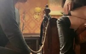 套路直播视频【微甜】真实虐哭女奴-暴打/长靴大力踩