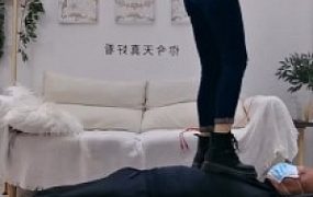 套路直播视频【武汉好运女王】重度全体重踩踏