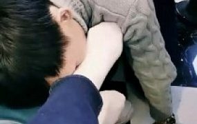 套路直播视频【鹿梦兮】KTV姐妹花玩废狗【双视角版】