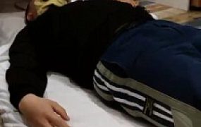 套路直播视频【七颜】原味袜+踩踏窒息专场