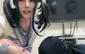 套路直播视频【绿子】萝莉主重口开发马桶奴-裸足鼻涕/呕吐物喂食