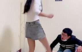 套路直播视频【孤傲女帝】短靴超暴力踢踹/全体重踩