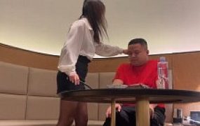 套路直播视频【琪琪S】圣水窒息/长靴虐杀踩踏/骑马/黑丝捂脸