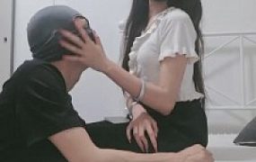 套路直播视频【软玉】素人学生主白袜脚辱老师-踩踏