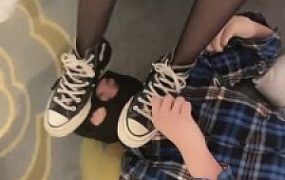 套路直播视频【万一】超精彩情侣主-舔帆布鞋黑丝看接吻/高跟踩手强迫喝圣水